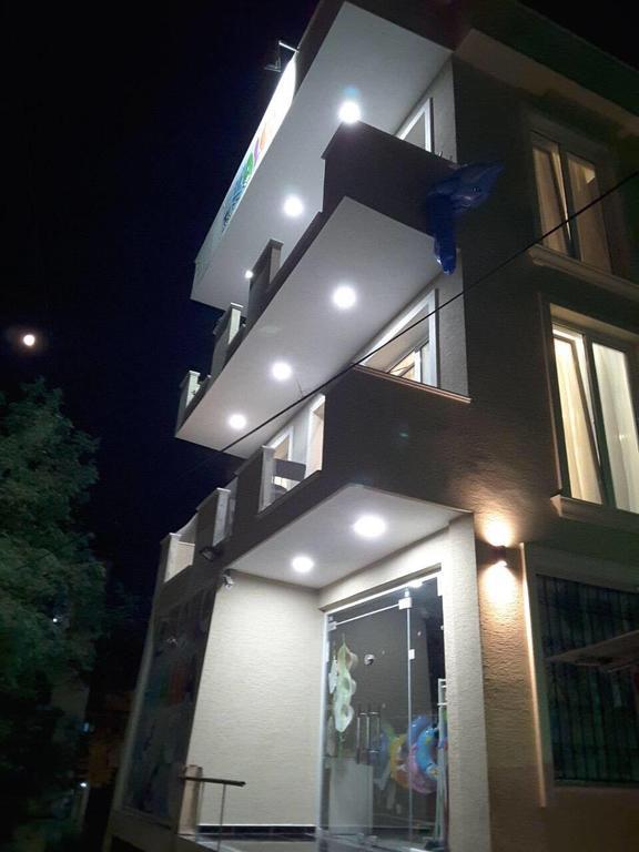 Apartment Te Kalua Saranda Kültér fotó